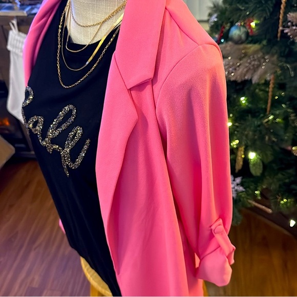 ☃️BOGO50%☃️ 🆕🩷ANDREE BY UNIT: BARBIE PINK Girl Boss Blazer SMALL - Picture 5 of 12